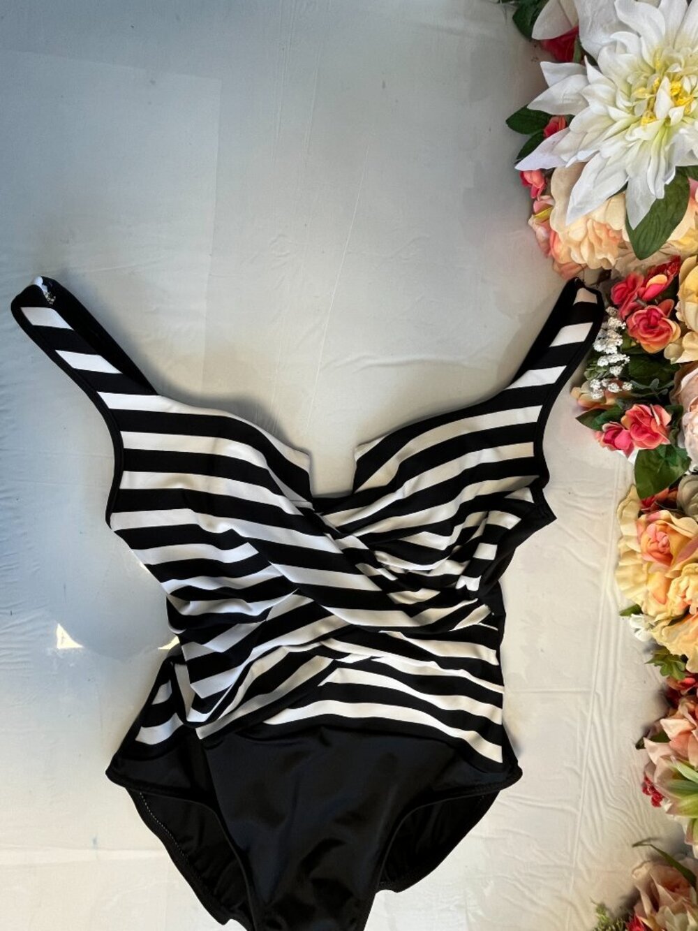 Miraclesuit Black White Striped Wrap Front One-Piece Swimsuit Estimated M - Picture 4 of 9